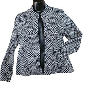 NEW Attyre Women's Open Lightweight Denim Jacket Large Geometric Abstract Large